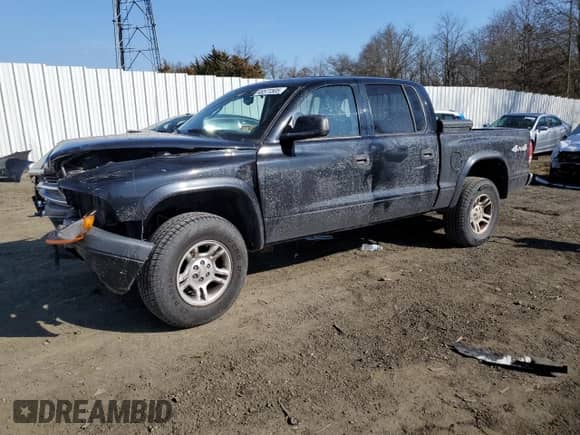 ✅ 2004 Dodge Dakota Sport • VIN: 1D7HG38K74S580630 • Lot: 46571505. Wystawiony na Copart z przebiegiem Nie podano. Bezpłatny archiwum sprzedaży aukcyjnych z USA i szczegółowy raport historii pojazdu na DreamBid. Zdjęcie 1.