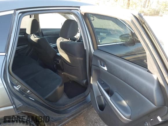 ✅ 2013 Honda Crosstour EX • VIN: 5J6TF3H31DL001345 • Lot: 43568707. Listed on IAAI with 166,152 mi. Free auction sales archive from the USA and detailed vehicle history report at DreamBid. Image 8.