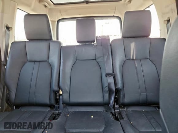 ✅ 2011 Land Rover LR4 HSE • VIN: SALAG2D48BA595985 • Лот: 81250215. Опубликован ранее на Copart с пробегом Не указан. Бесплатный доступ к архиву аукционных продаж из США и подробный отчёт об истории автомобиля на DreamBid. Изображение 10.