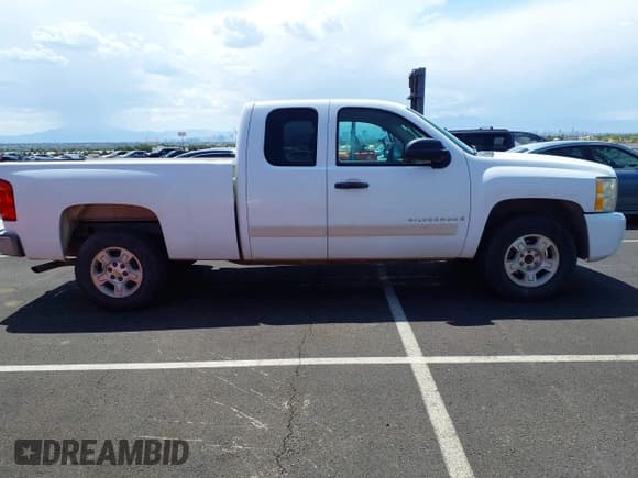 ✅ 2007 Chevrolet Silverado 1500 Work Truck • VIN: 1GCEC19CX7Z566138 • Lot: 42360347. Listed on IAAI with 174,353 mi. Free auction sales archive from the USA and detailed vehicle history report at DreamBid. Image 13.