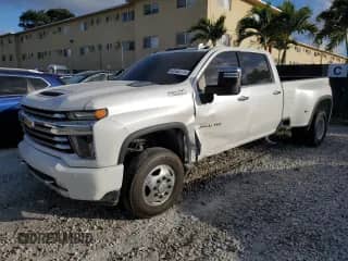 2020 Chevrolet Silverado 3500HD High Country z VIN 1GC4YVEY0LF292045, wystawiony jako Copart lot #43163175 z przebiegiem 79 232 mil mil oraz Szkoda całkowita • Salvage title. Historia ofert i sprzedaży dostępna na DreamBid. Obrazek 1.