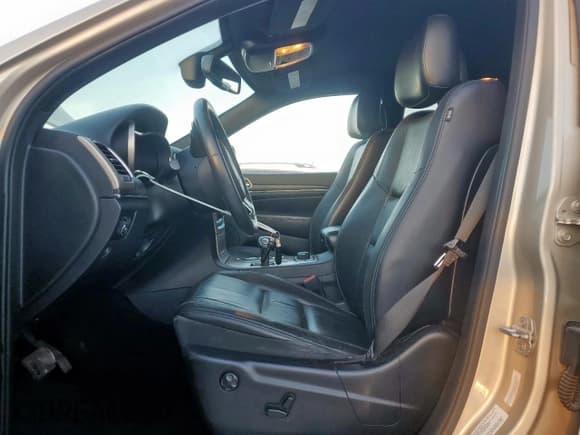 ✅ 2014 Jeep Grand Cherokee Limited • VIN: 1C4RJFBT7EC211426 • Lot: 92264285. Wystawiony na Copart z przebiegiem 109 257 mil. Bezpłatny archiwum sprzedaży aukcyjnych z USA i szczegółowy raport historii pojazdu na DreamBid. Zdjęcie 7.