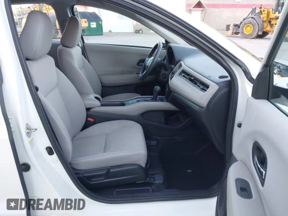 ✅ 2016 Honda HR-V LX • VIN: 3CZRU6H35GM702538 • Lot: 43340915. Listed on IAAI with 104,108 mi. Free auction sales archive from the USA and detailed vehicle history report at DreamBid. Image 5.