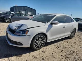 ✅ 2012 Volkswagen Jetta SEL • VIN: 3VWLX7AJ8CM366831 • Lot: 87421675. Listed on Copart with 121,887 mi. Free auction sales archive from the USA and detailed vehicle history report at DreamBid. Image 1.