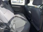 ✅ 2007 Chevrolet Aveo LS • VIN: KL1TD56697B013202 • Lot: 41583896. Wystawiony na IAAI z przebiegiem 46 827 mil. Bezpłatny archiwum sprzedaży aukcyjnych z USA i szczegółowy raport historii pojazdu na DreamBid. Zdjęcie 8.