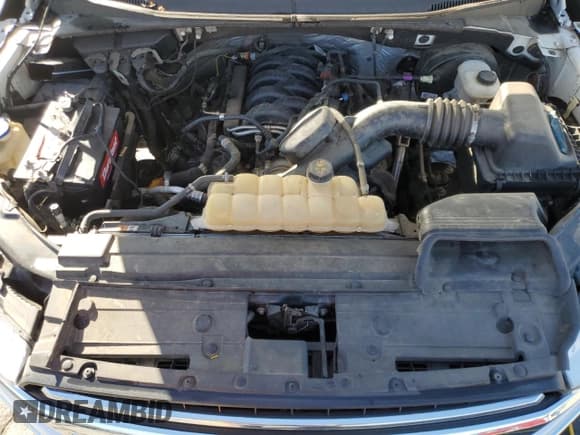 ✅ 2019 Ford F-150 XL • VIN: 1FTMF1C50KKD92207 • Lot: 91943875. Listed on Copart with 51,822 mi. Free auction sales archive from the USA and detailed vehicle history report at DreamBid. Image 11.