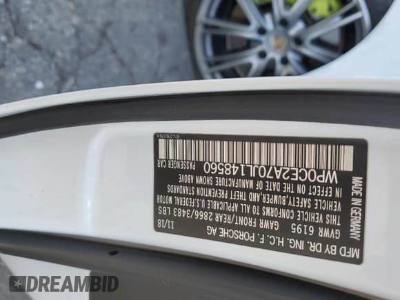 ✅ 2018 Porsche Panamera • VIN: WP0CE2A70JL148560 • Lot: 44025645. Listed on Copart with 96,018 mi. Free auction sales archive from the USA and detailed vehicle history report at DreamBid. Image 14.