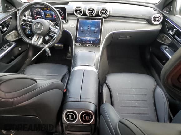 ✅ 2023 Mercedes-Benz C 43 AMG • VIN: W1KAF8HB0PR138222 • Lot: 63623915. Wystawiony na Copart z przebiegiem 48 960 mil. Bezpłatny archiwum sprzedaży aukcyjnych z USA i szczegółowy raport historii pojazdu na DreamBid. Zdjęcie 8.