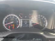 ✅ 2019 Toyota 4Runner SR5 • VIN: JTEZU5JR3K5209580 • Lot: 68589615. Wystawiony na Copart z przebiegiem 167 951 mil. Bezpłatny archiwum sprzedaży aukcyjnych z USA i szczegółowy raport historii pojazdu na DreamBid. Zdjęcie 9.