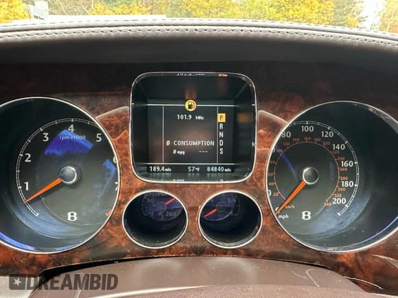 ✅ 2005 Bentley Continental GT GT • VIN: SCBCR63W35C026199 • Lot: 91880645. Listed on Copart with 84,840 mi. Free auction sales archive from the USA and detailed vehicle history report at DreamBid. Image 8.