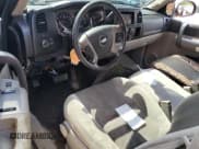 ✅ 2009 Chevrolet Silverado 1500 • VIN: 1GCEC24C49Z241274 • Lot: 67966315. Wystawiony na Copart z przebiegiem 227 252 mil. Bezpłatny archiwum sprzedaży aukcyjnych z USA i szczegółowy raport historii pojazdu na DreamBid. Zdjęcie 8.