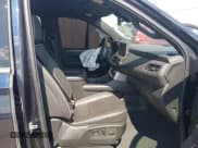 ✅ 2024 GMC Yukon XL SLT • VIN: 1GKS2GKD1RR240621 • Lot: 42714208. Listed on IAAI with 43,020 mi. Free auction sales archive from the USA and detailed vehicle history report at DreamBid. Image 5.