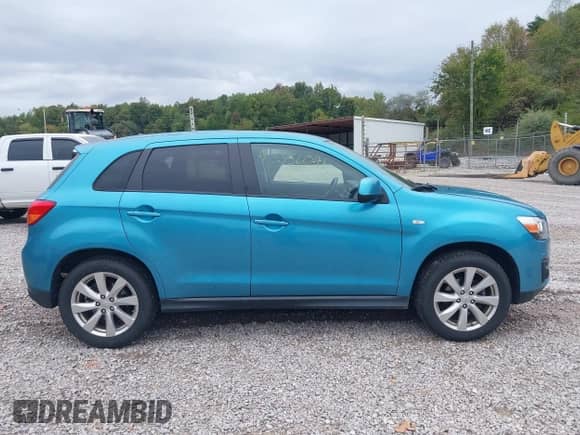 2014 Mitsubishi Outlander ES с VIN 4A4AP3AUXEE002604, выставлен на аукционе IAAI как лот 43356071 с пробегом 102 875 миль миль и . История ставок и продаж доступна на DreamBid. Изображение 13.