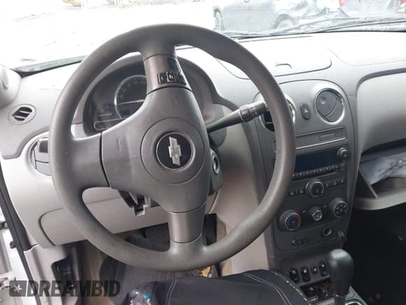 ✅ 2008 Chevrolet HHR LS • VIN: 3GNDA13D18S630690 • Лот: 41512955. Опубликован ранее на IAAI с пробегом 189 522 миль. Бесплатный доступ к архиву аукционных продаж из США и подробный отчёт об истории автомобиля на DreamBid. Изображение 16.