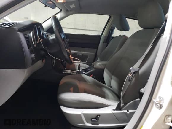 2007 Dodge Charger с VIN 2B3KA43G77H838233, выставлен на аукционе Copart как лот 74908684 с пробегом 151 428 миль миль и Списание • Salvage title. История ставок и продаж доступна на DreamBid. Изображение 7.