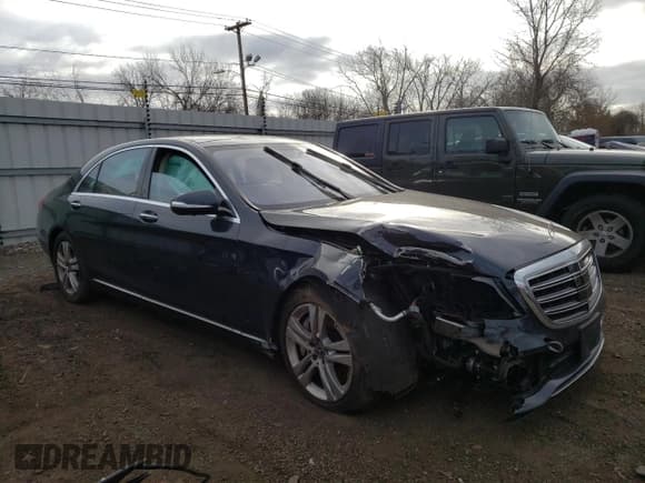 ✅ 2020 Mercedes-Benz S 560 • VIN: W1KUG8GB3LA557749 • Лот: 41462985. Опубликован ранее на Copart с пробегом Не указан. Бесплатный доступ к архиву аукционных продаж из США и подробный отчёт об истории автомобиля на DreamBid. Изображение 4.