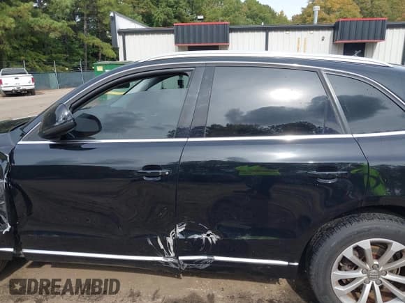 ✅ 2013 Audi Q5 Premium • VIN: WA1CFAFP7DA011254 • Lot: 43543257. Wystawiony na IAAI z przebiegiem 185 234 mil. Bezpłatny archiwum sprzedaży aukcyjnych z USA i szczegółowy raport historii pojazdu na DreamBid. Zdjęcie 14.