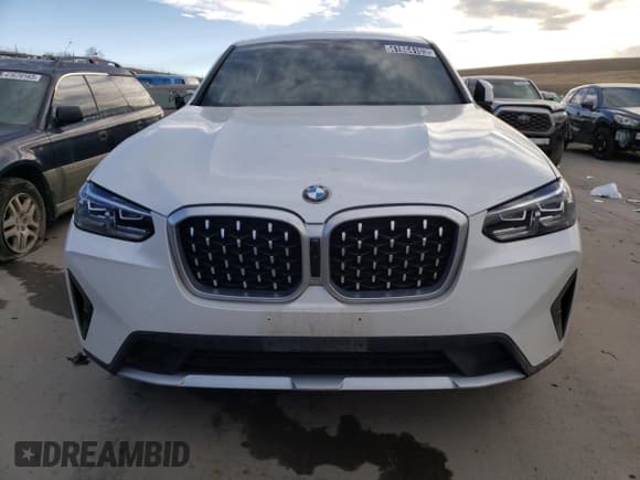✅ 2023 BMW X4 xDrive30i • VIN: 5UX33DT0XP9N66582 • Lot: 41864103. Wystawiony na Copart z przebiegiem 10 164 mil. Bezpłatny archiwum sprzedaży aukcyjnych z USA i szczegółowy raport historii pojazdu na DreamBid. Zdjęcie 5.