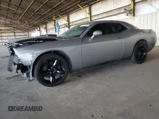 ✅ 2013 Dodge Challenger SXT Plus • VIN: 2C3CDYAGXDH632778 • Lot: 69121654. Wystawiony na Copart z przebiegiem Nie podano. Bezpłatny archiwum sprzedaży aukcyjnych z USA i szczegółowy raport historii pojazdu na DreamBid. Zdjęcie 1.