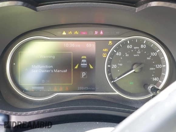 ✅ 2023 Nissan Versa SV • VIN: 3N1CN8EV8PL829528 • Lot: 43267857. Wystawiony na IAAI z przebiegiem 39 849 mil. Bezpłatny archiwum sprzedaży aukcyjnych z USA i szczegółowy raport historii pojazdu na DreamBid. Zdjęcie 7.