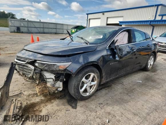 2017 Chevrolet Malibu LS с VIN 1G1ZC5ST8HF166982, выставлен на аукционе Copart как лот 70988405 с пробегом 131 822 миль миль и На запчасти • Non repairable. История ставок и продаж доступна на DreamBid. Изображение 1.