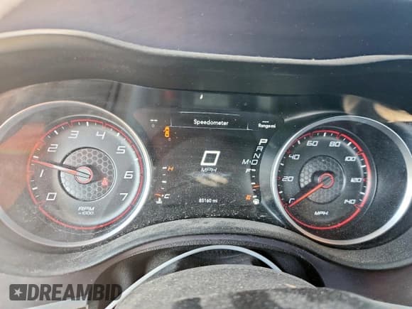 ✅ 2019 Dodge Charger SXT • VIN: 2C3CDXBG0KH707686 • Lot: 85947115. Wystawiony na Copart z przebiegiem 85 160 mil. Bezpłatny archiwum sprzedaży aukcyjnych z USA i szczegółowy raport historii pojazdu na DreamBid. Zdjęcie 9.