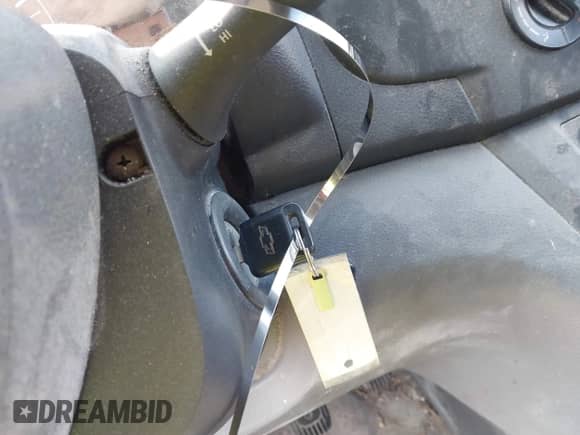 2015 Chevrolet City Express Cargo LS z VIN 3N63M0YN6FK698243, wystawiony jako IAAI lot #41903601 z przebiegiem 142 021 mil mil oraz . Historia ofert i sprzedaży dostępna na DreamBid. Obrazek 11.