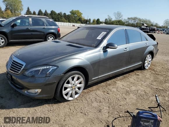 ✅ 2008 Mercedes-Benz S 550 • VIN: WDDNG71X38A208021 • Лот: 84865515. Опубликован ранее на Copart с пробегом 105 204 миль. Бесплатный доступ к архиву аукционных продаж из США и подробный отчёт об истории автомобиля на DreamBid. Изображение 1.