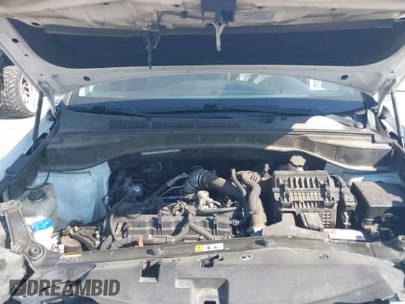 2014 Hyundai Santa Fe with VIN 5XYZU3LA7EG183450, listed as a IAAI auction lot 43218232 with 102,132 mi miles and . Bid and sale history available at DreamBid. Image 10.