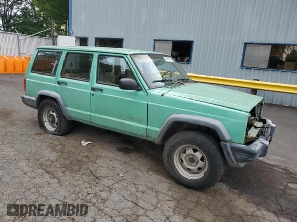 ✅ 1999 Jeep Cherokee SE • VIN: 1J4FF28SXXL641556 • Lot: 62605065. Listed on Copart with Not provided. Free auction sales archive from the USA and detailed vehicle history report at DreamBid. Image 4.