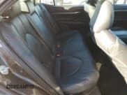 ✅ 2019 Toyota Camry Hybrid XLE • VIN: 4T1B21HK7KU520315 • Лот: 82559095. Опубликован ранее на Copart с пробегом 88 526 миль. Бесплатный доступ к архиву аукционных продаж из США и подробный отчёт об истории автомобиля на DreamBid. Изображение 10.