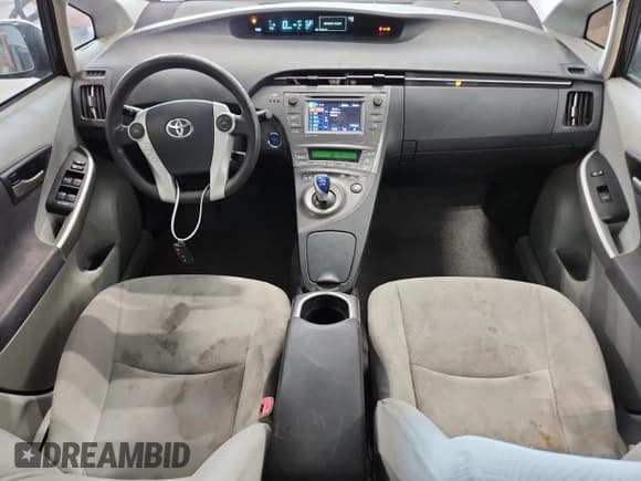 ✅ 2012 Toyota Prius Two • VIN: JTDKN3DU2C5480820 • Lot: 93205005. Wystawiony na Copart z przebiegiem 186 923 mil. Bezpłatny archiwum sprzedaży aukcyjnych z USA i szczegółowy raport historii pojazdu na DreamBid. Zdjęcie 8.