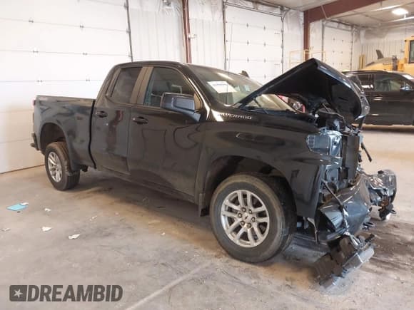 ✅ 2020 Chevrolet Silverado 1500 RST • VIN: 1GCRYEEK5LZ258005 • Lot: 41990906. Listed on IAAI with Not provided. Free auction sales archive from the USA and detailed vehicle history report at DreamBid. Image 1.