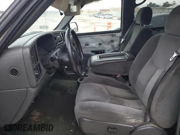 ✅ 2005 Chevrolet Silverado 1500 LS • VIN: 2GCEC13T351386031 • Лот: 69015604. Опубликован ранее на Copart с пробегом Не указан. Бесплатный доступ к архиву аукционных продаж из США и подробный отчёт об истории автомобиля на DreamBid. Изображение 7.