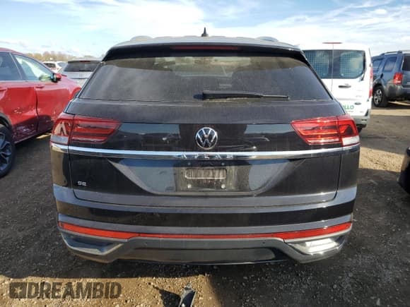 ✅ 2023 Volkswagen Atlas SE • VIN: 1V2WC2CA9PC228409 • Lot: 89693805. Wystawiony na Copart z przebiegiem 22 358 mil. Bezpłatny archiwum sprzedaży aukcyjnych z USA i szczegółowy raport historii pojazdu na DreamBid. Zdjęcie 6.