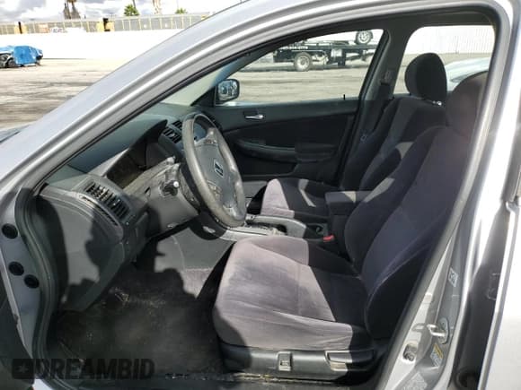 ✅ 2003 Honda Accord EX • VIN: JHMCM56693C069152 • Lot: 93109655. Listed on Copart with Not provided. Free auction sales archive from the USA and detailed vehicle history report at DreamBid. Image 7.