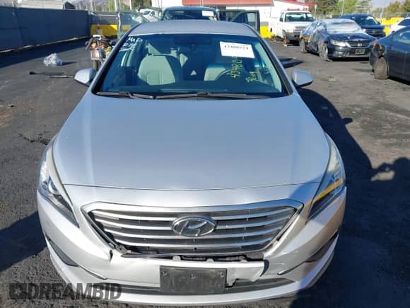 2017 Hyundai Sonata 2.4L z VIN 5NPE24AF9HH449427, wystawiony jako IAAI lot #43480524 z przebiegiem 65 025 mil mil oraz . Historia ofert i sprzedaży dostępna na DreamBid. Obrazek 12.