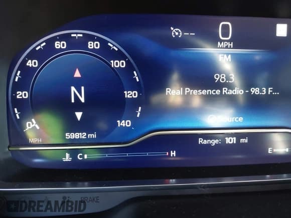 ✅ 2022 Chevrolet Suburban Premier • VIN: 1GNSKFKD3NR267634 • Lot: 42737206. Wystawiony na IAAI z przebiegiem 59 812 mil. Bezpłatny archiwum sprzedaży aukcyjnych z USA i szczegółowy raport historii pojazdu na DreamBid. Zdjęcie 15.