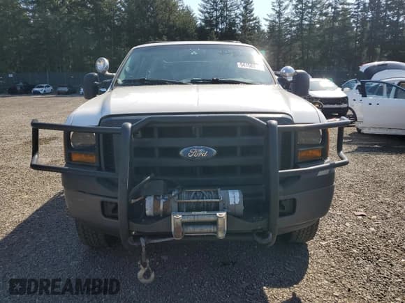 ✅ 2007 Ford F-250 XL • VIN: 1FTSX21537EB12203 • Lot: 54158315. Listed on Copart with 105,619 mi. Free auction sales archive from the USA and detailed vehicle history report at DreamBid. Image 5.
