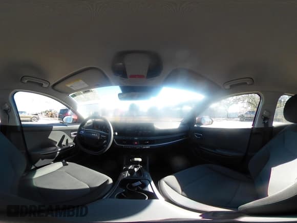 ✅ 2025 Kia K4 LXS • VIN: 3KPFT4DE2SE033770 • Lot: 43862091. Wystawiony na IAAI z przebiegiem 20 895 mil. Bezpłatny archiwum sprzedaży aukcyjnych z USA i szczegółowy raport historii pojazdu na DreamBid. Zdjęcie 18.