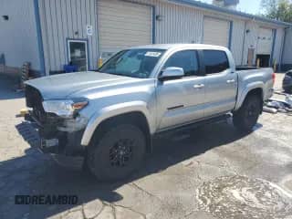 2022 Toyota Tacoma SR5 с VIN 3TMAZ5CN3NM192341, выставлен на аукционе Copart как лот 71441435 с пробегом 52 057 миль миль и Списание • Salvage title. История ставок и продаж доступна на DreamBid. Изображение 1.