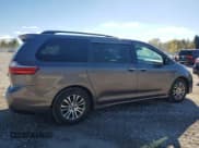 ✅ 2018 Toyota Sienna XLE Auto Access Seat • VIN: 5TDYZ3DC9JS960480 • Lot: 82390745. Listed on Copart with 82,023 mi. Free auction sales archive from the USA and detailed vehicle history report at DreamBid. Image 3.