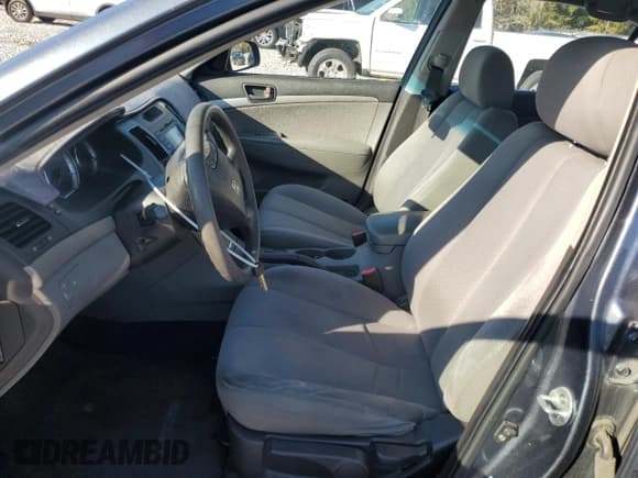 ✅ 2009 Hyundai Sonata GLS • VIN: 5NPET46C19H490809 • Лот: 86012444. Опубликован ранее на Copart с пробегом 134 964 миль. Бесплатный доступ к архиву аукционных продаж из США и подробный отчёт об истории автомобиля на DreamBid. Изображение 7.