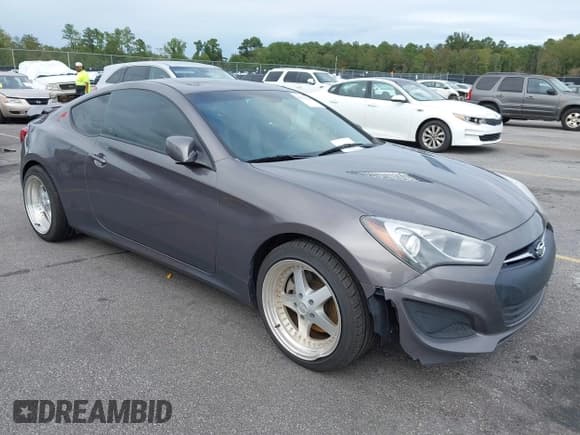 ✅ 2013 Hyundai Genesis Coupe Premium • VIN: KMHHT6KD3DU100214 • Lot: 43370396. Listed on IAAI with 158,227 mi. Free auction sales archive from the USA and detailed vehicle history report at DreamBid. Image 1.