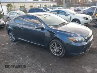 ✅ 2010 Scion tC Release Series 6.0 • VIN: JTKDE3B71A0308335 • Lot: 43789385. Wystawiony na IAAI z przebiegiem 186 618 mil. Bezpłatny archiwum sprzedaży aukcyjnych z USA i szczegółowy raport historii pojazdu na DreamBid. Zdjęcie 1.