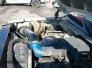 ✅ 2005 GMC Sierra 1500HD SLT • VIN: 1GTGK13U05F811217 • Лот: 41253560. Опубликован ранее на IAAI с пробегом 338 891 миль. Бесплатный доступ к архиву аукционных продаж из США и подробный отчёт об истории автомобиля на DreamBid. Изображение 19.