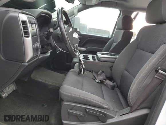 ✅ 2015 Chevrolet Silverado 2500HD LT • VIN: 1GC1CVEG8FF573202 • Lot: 78818274. Wystawiony na Copart z przebiegiem 68 694 mil. Bezpłatny archiwum sprzedaży aukcyjnych z USA i szczegółowy raport historii pojazdu na DreamBid. Zdjęcie 7.