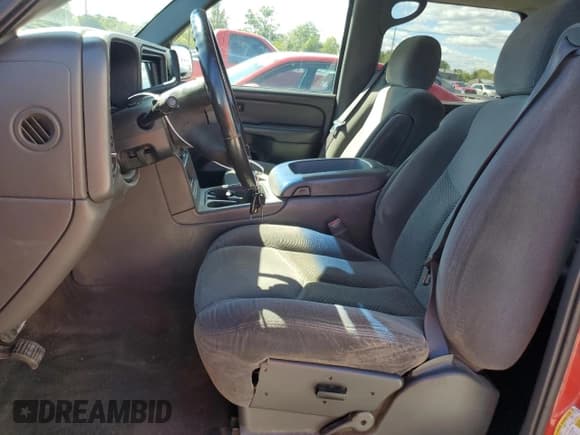 ✅ 2006 Chevrolet Silverado 1500 LT1 • VIN: 2GCEK13T161169582 • Лот: 70064424. Опубликован ранее на Copart с пробегом 256 675 миль. Бесплатный доступ к архиву аукционных продаж из США и подробный отчёт об истории автомобиля на DreamBid. Изображение 7.