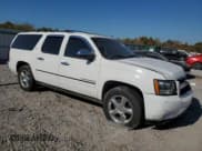 ✅ 2011 Chevrolet Suburban LTZ • VIN: 1GNSCKE00BR216666 • Lot: 77368824. Wystawiony na Copart z przebiegiem 185 922 mil. Bezpłatny archiwum sprzedaży aukcyjnych z USA i szczegółowy raport historii pojazdu na DreamBid. Zdjęcie 4.