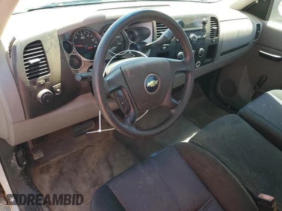 ✅ 2011 Chevrolet Silverado 1500 Work Truck • VIN: 1GCNCPE05BF150328 • Lot: 56724145. Listed on Copart with 91,127 mi. Free auction sales archive from the USA and detailed vehicle history report at DreamBid. Image 8.